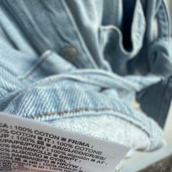 GAP Denim Jacket Women's M Lightwash Utility Tie Waist Belted Classic Chambray - Picture 5 of 6